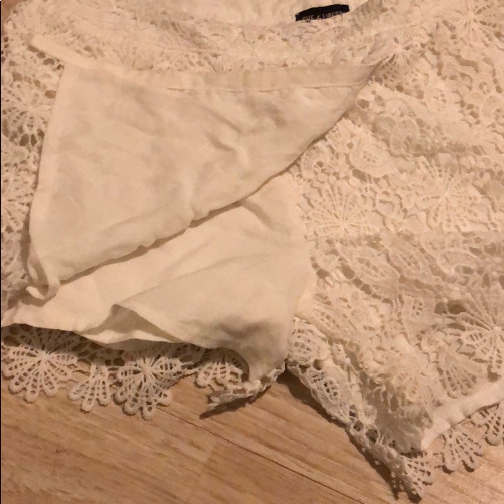 Skort - Picture 3 of 3